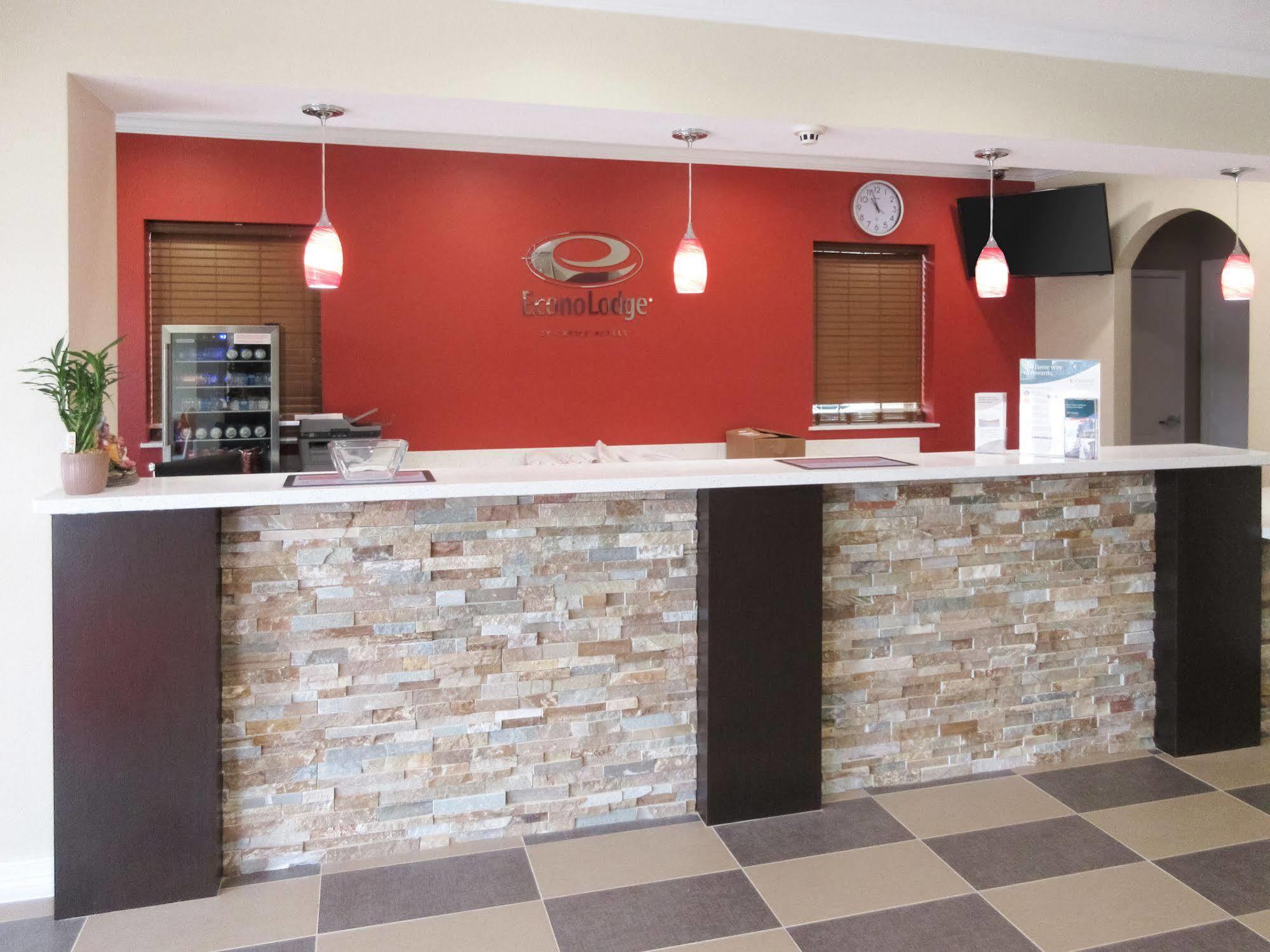 Scottish Inns & Suites Spring - Houston North Экстерьер фото