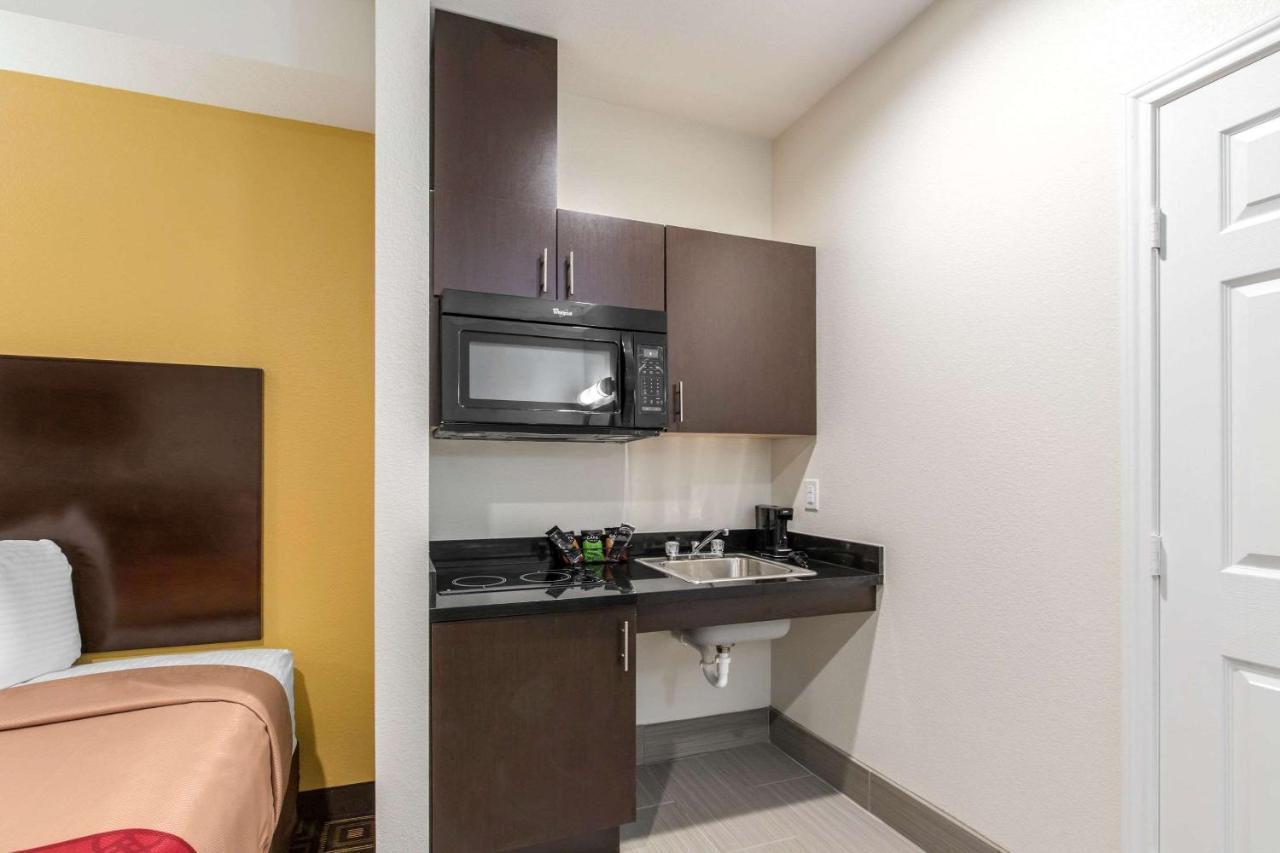 Scottish Inns & Suites Spring - Houston North Экстерьер фото